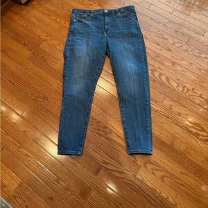 Banana Republic premium denim high rise skinny jeans with stretch.
